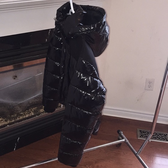 Bagatelle - Picture 3 of 6